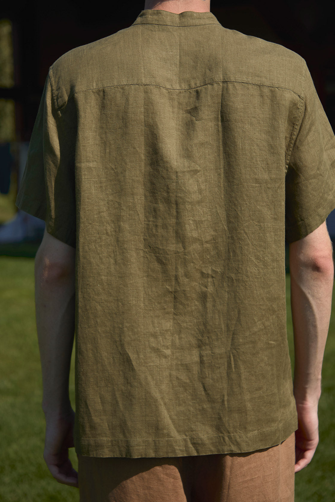 linen shirt elbow-length sleeves clean design