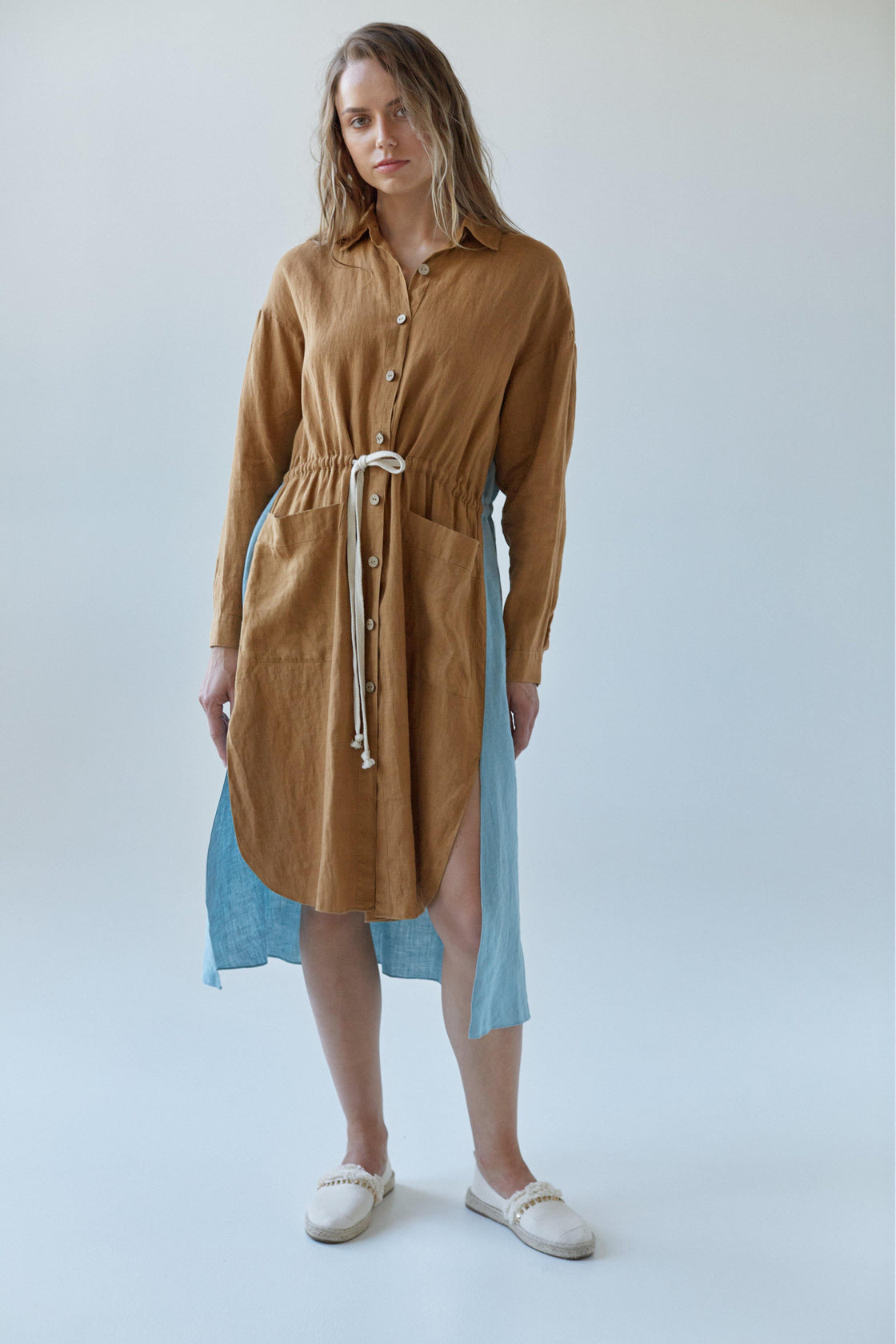 Linen dual color dress with coconut buttons - Manufacture de Lin
