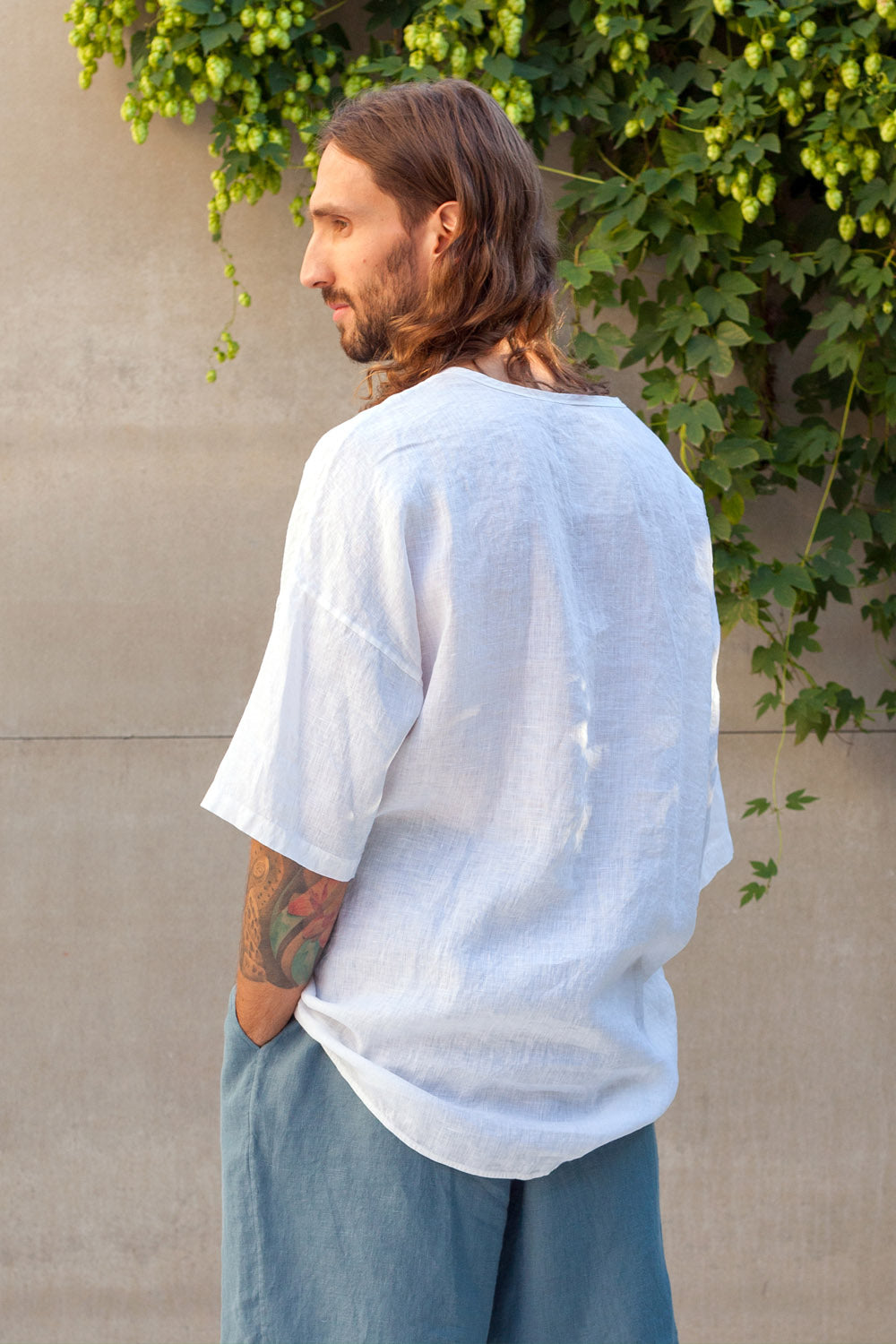 Men's oversized linen tee