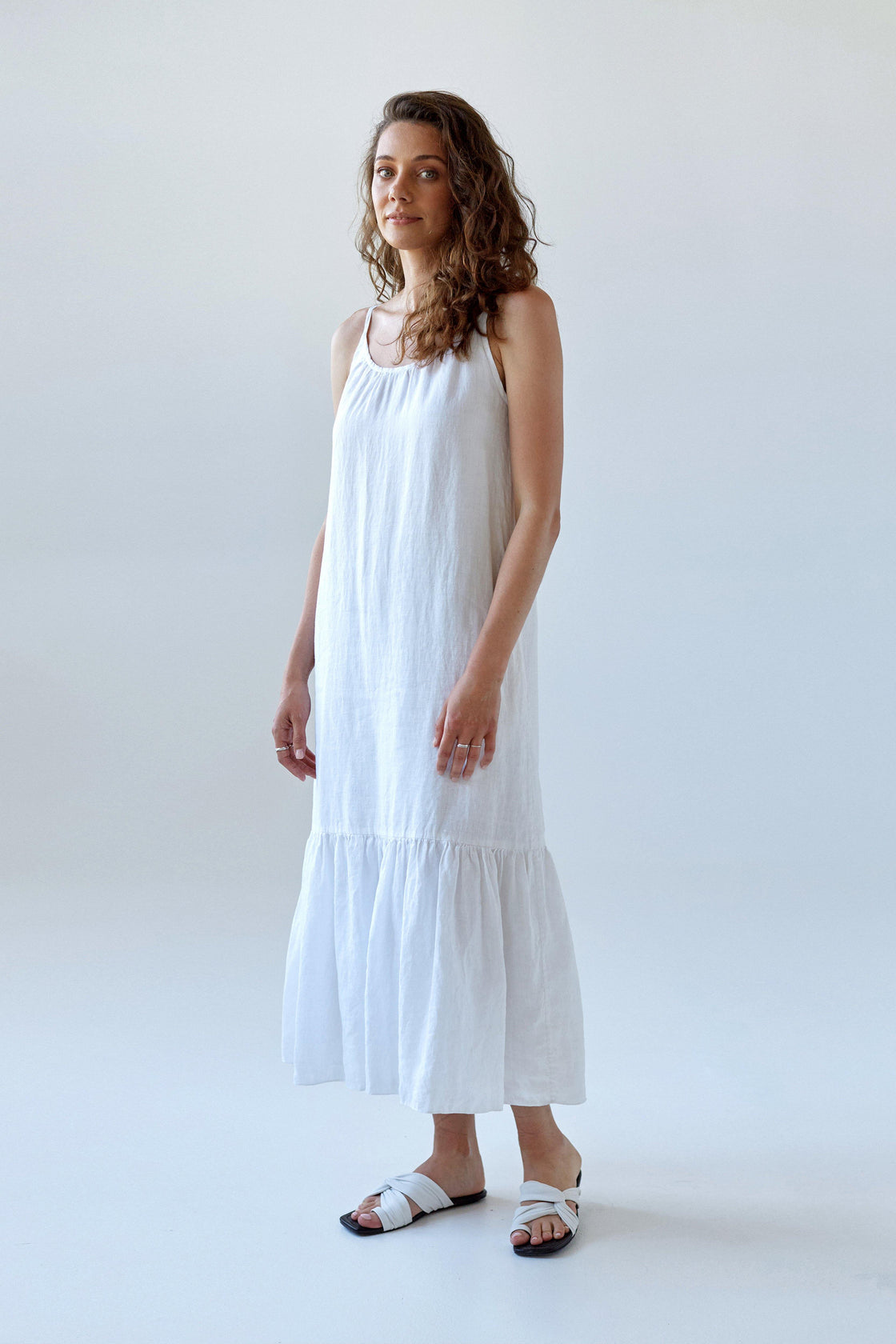linen sundress with ruffle hem - Manufacture de Lin