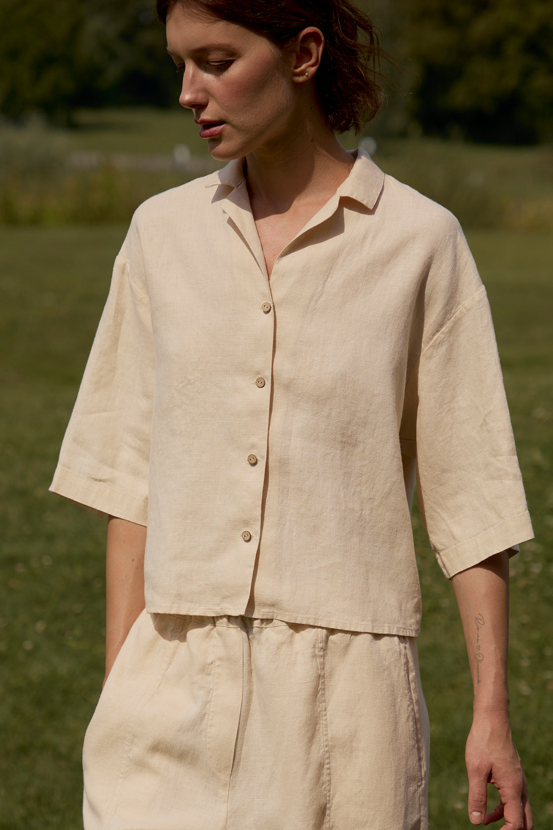 Women's classic linen shirt