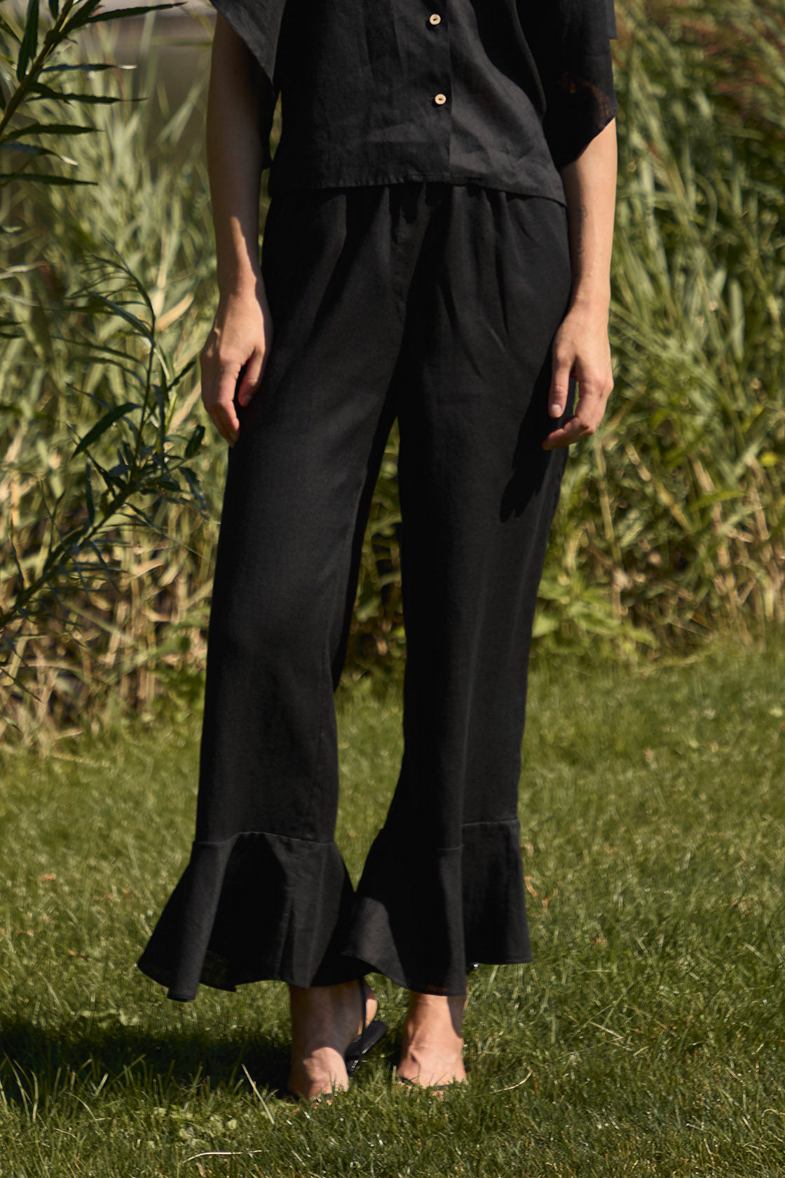Linen Ruffle Hem Pants