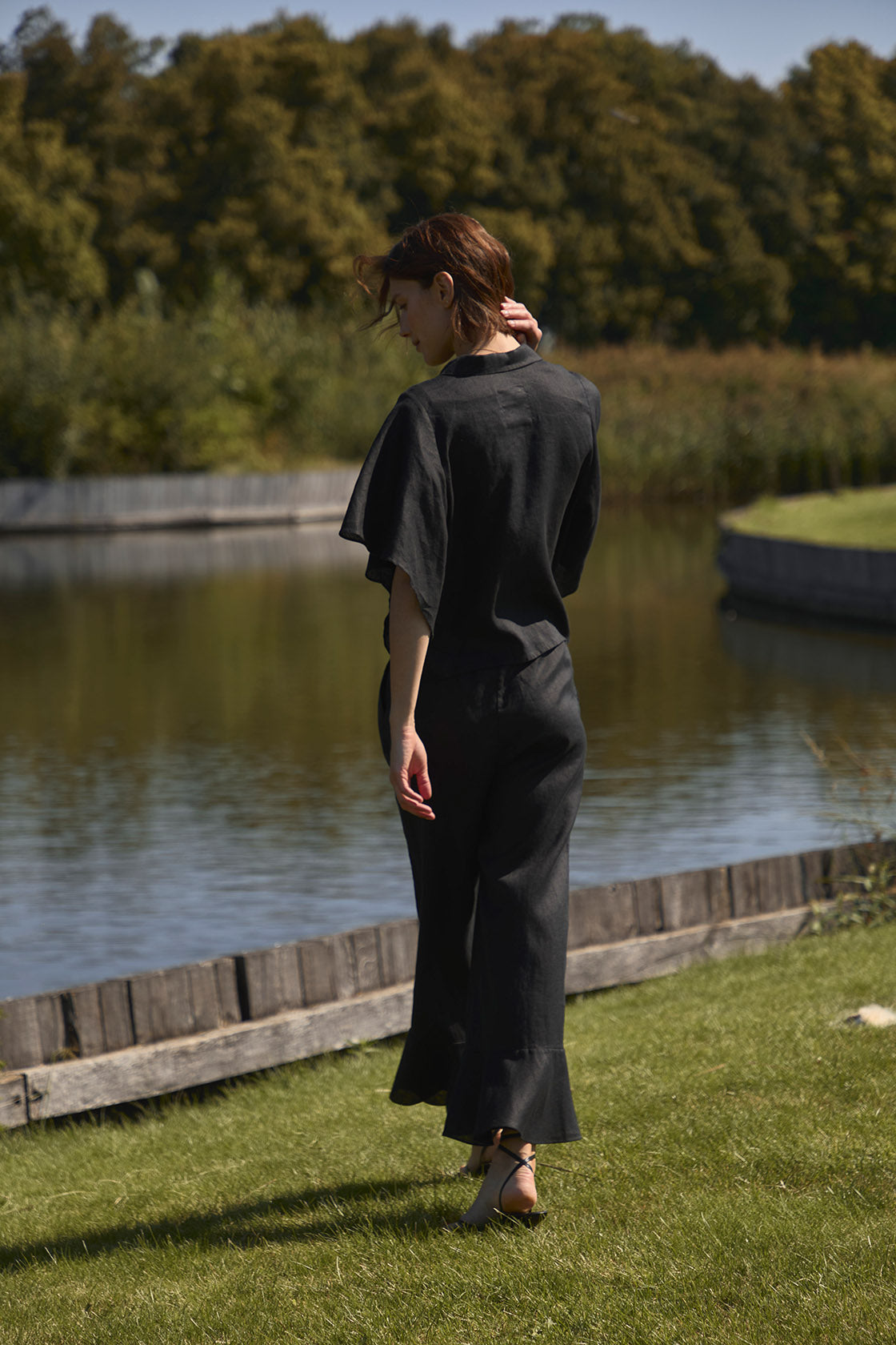 feminine linen trousers