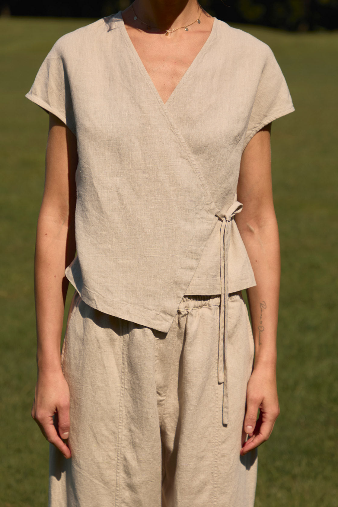 CALLA linen wrap top