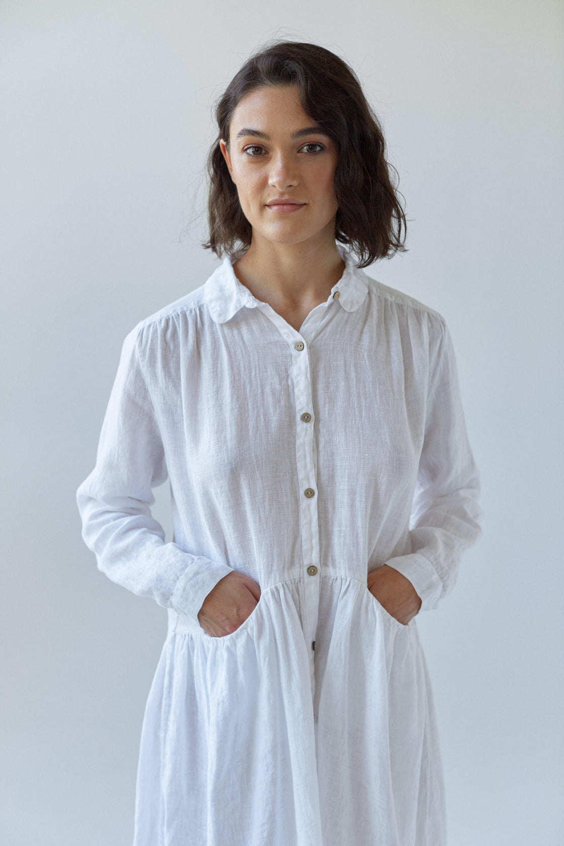 White collar linen dress with pockets - Manufacture de Lin