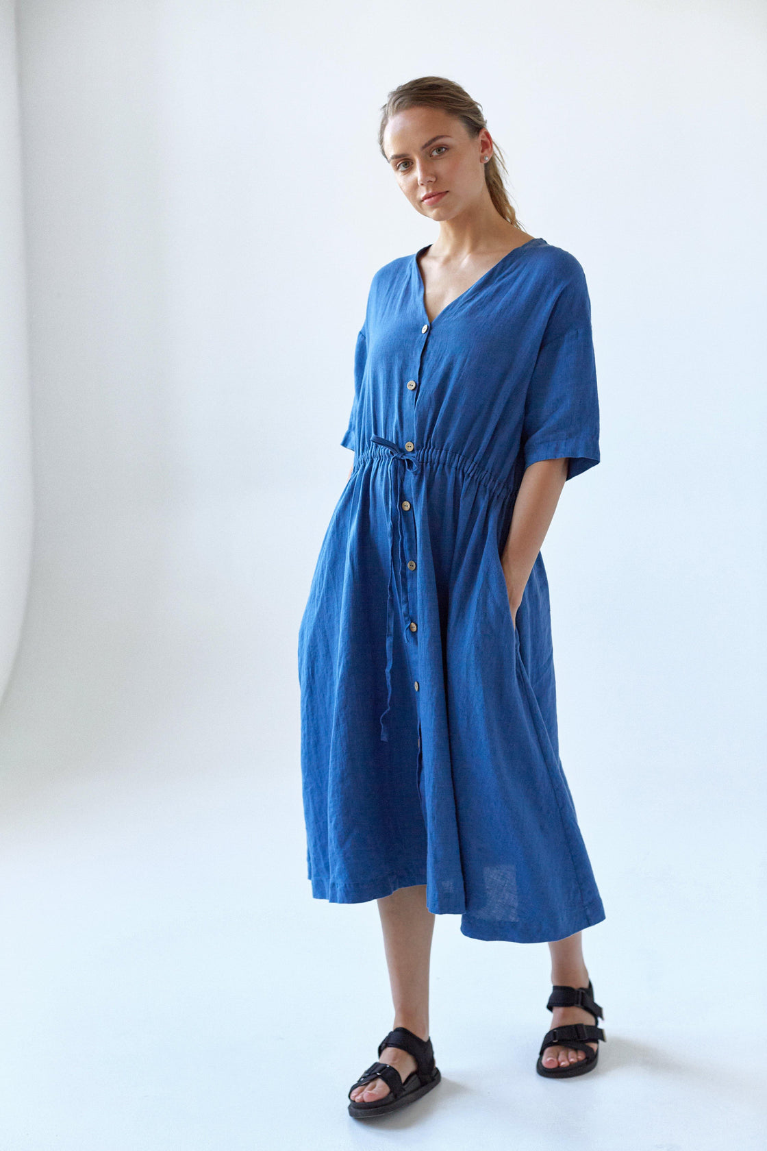 Short sleeve blue linen dress - Manufacture de Lin